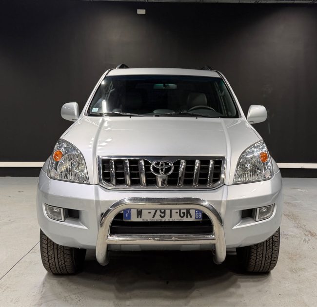 TOYOTA LAND CRUISER  3.0 D-4D 2004