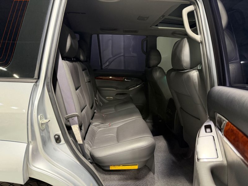 TOYOTA LAND CRUISER  3.0 D-4D 2004