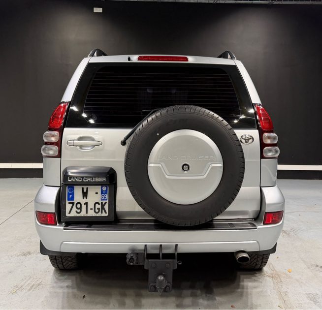 TOYOTA LAND CRUISER  3.0 D-4D 2004