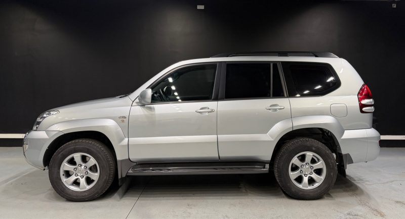 TOYOTA LAND CRUISER  3.0 D-4D 2004