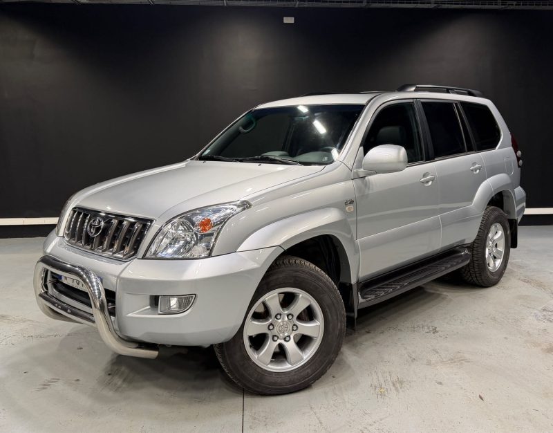 TOYOTA LAND CRUISER  3.0 D-4D 2004