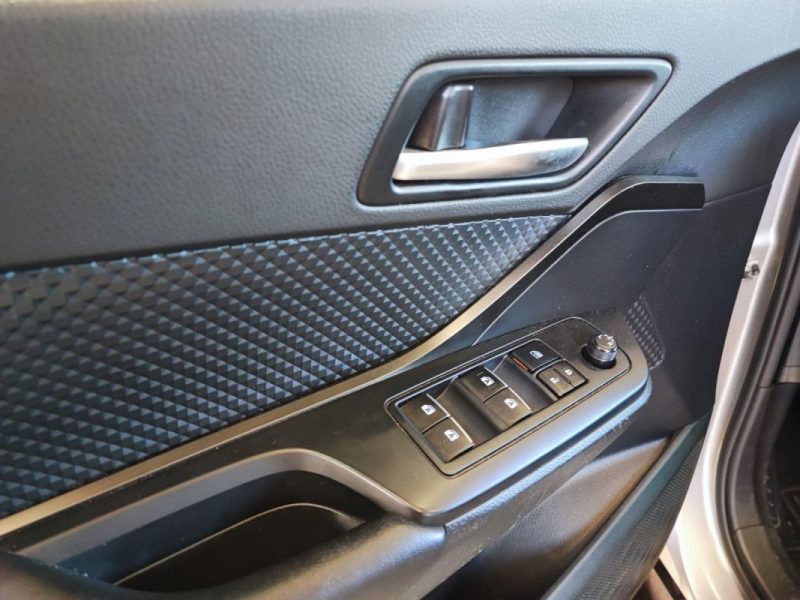 TOYOTA C-HR 1.2 TURBO 116CH DYNAMIC 2WD 2017