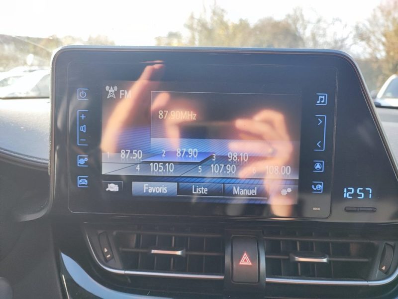 TOYOTA C-HR 1.2 TURBO 116CH DYNAMIC 2WD 2017