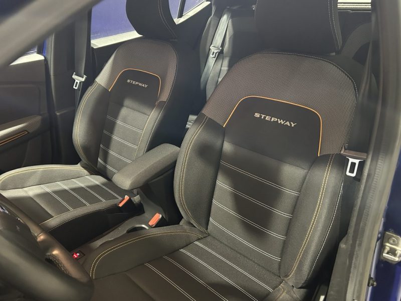 DACIA SANDERO 3 STEPWAY 1.0 TCE 90CH CONFORT SUIVI DACIA COMPLET