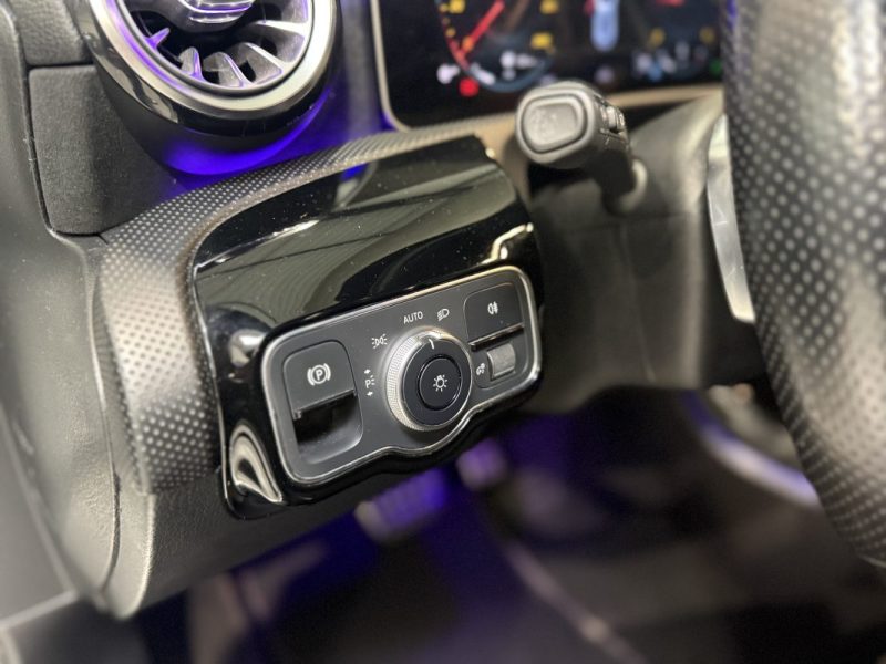 MERCEDES CLASSE A 180D 116ch AMG LINE 7G-DCT