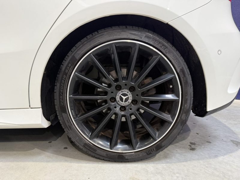 MERCEDES CLASSE A 180D 116ch AMG LINE 7G-DCT