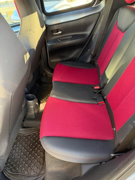 TOYOTA AYGO X 1.0 VVT-I 72CH UNDERCOVER S-CVT MY23 2023