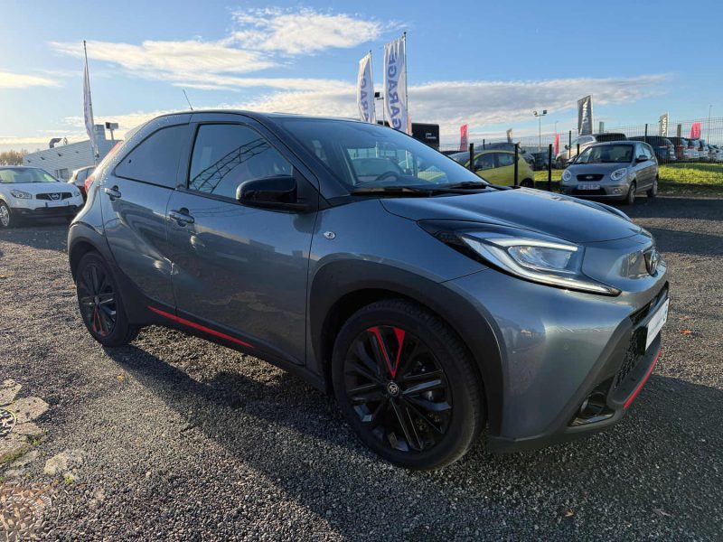 TOYOTA AYGO X 1.0 VVT-I 72CH UNDERCOVER S-CVT MY23 2023