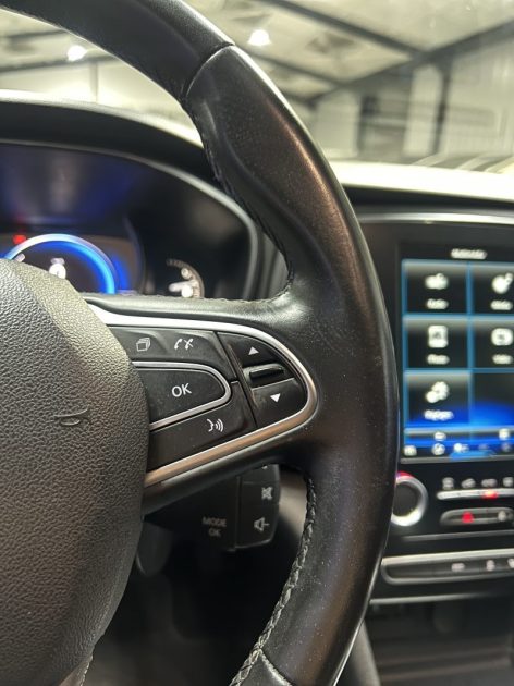 Renault Megane IV 1.6 dCi 130ch Energy Intens - Moteur a chaine / Éclairage d'ambiance / Caméra