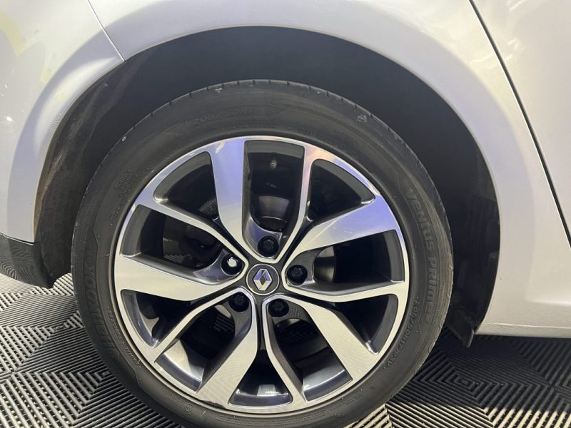 Renault Megane IV 1.6 dCi 130ch Energy Intens - Moteur a chaine / Éclairage d'ambiance / Caméra