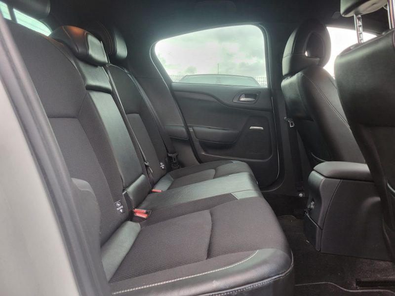 CITROEN DS4 1.6 e-HDI 110 cv - GARANTIE 12 mois - So Chic