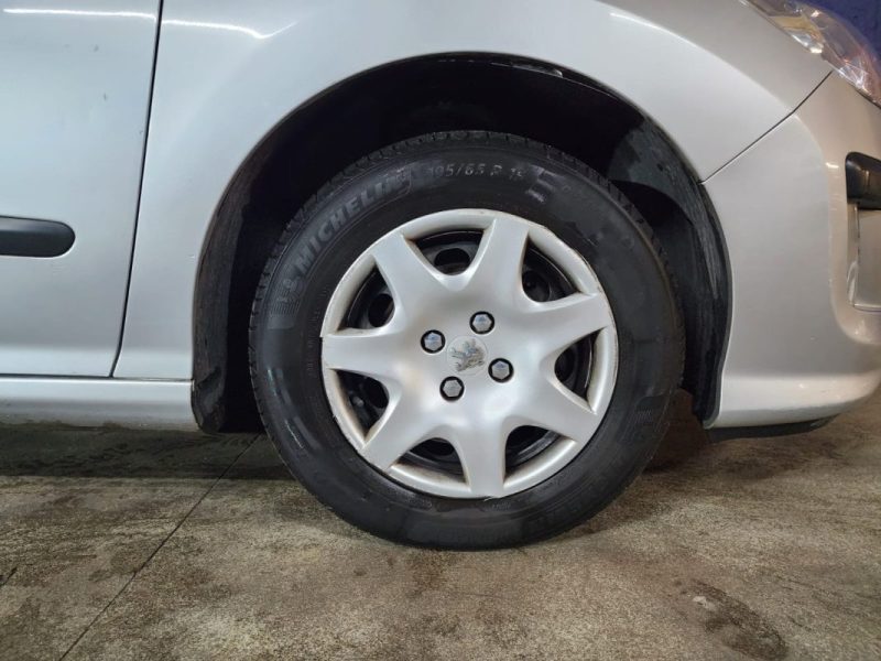 PEUGEOT 3081.6 HDI 110CV  CONFORT - 72500KM -