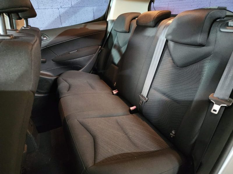 PEUGEOT 3081.6 HDI 110CV  CONFORT - 72500KM -