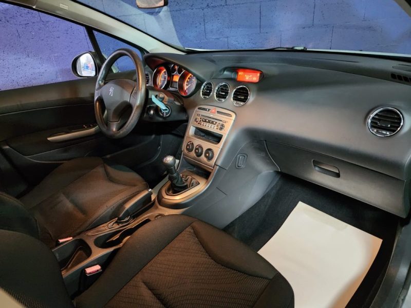 PEUGEOT 3081.6 HDI 110CV  CONFORT - 72500KM -