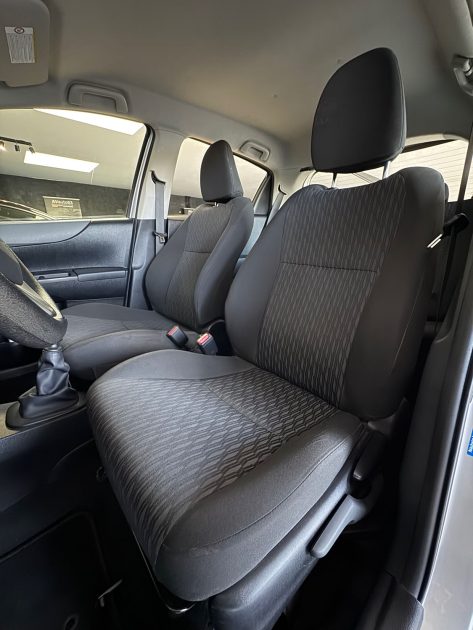 Toyota Yaris 1.3 100Ch - 69.800km - Garantie 1an - Très propre  - Révisée - CT ok 