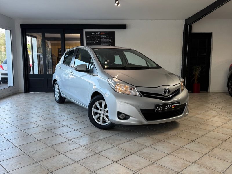 Toyota Yaris 1.3 100Ch - 69.800km - Garantie 1an - Très propre  - Révisée - CT ok 