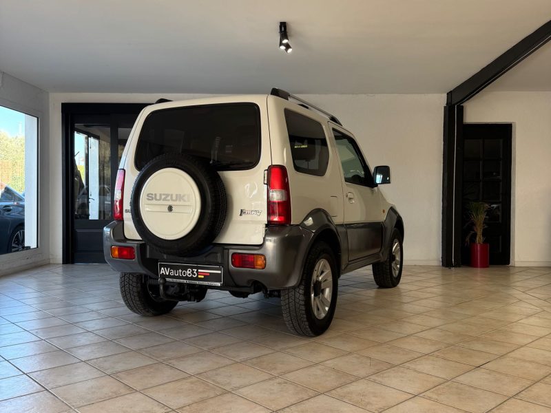 Suzuki Jymny 1.3 VVTI 4WD - 2012 - 35.700KM - Rare & Excellent état - CT ok - Garantie 1an -Attelage