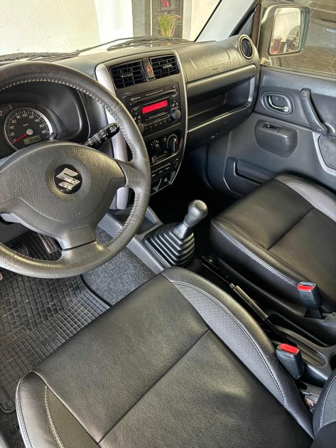 Suzuki Jymny 1.3 VVTI 4WD - 2012 - 35.700KM - Rare & Excellent état - CT ok - Garantie 1an -Attelage