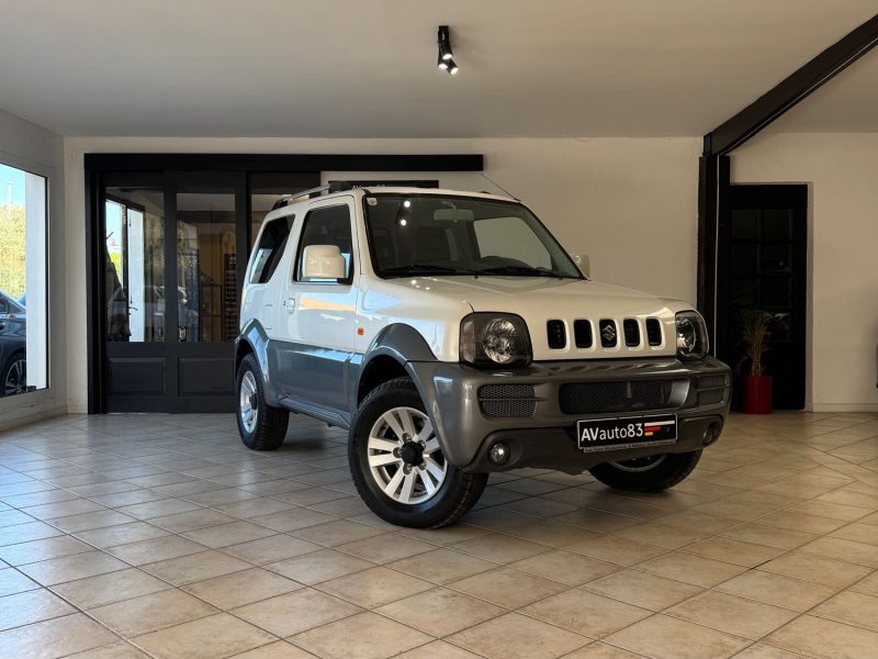 Suzuki Jymny 1.3 VVTI 4WD - 2012 - 35.700KM - Rare & Excellent état - CT ok - Garantie 1an -Attelage