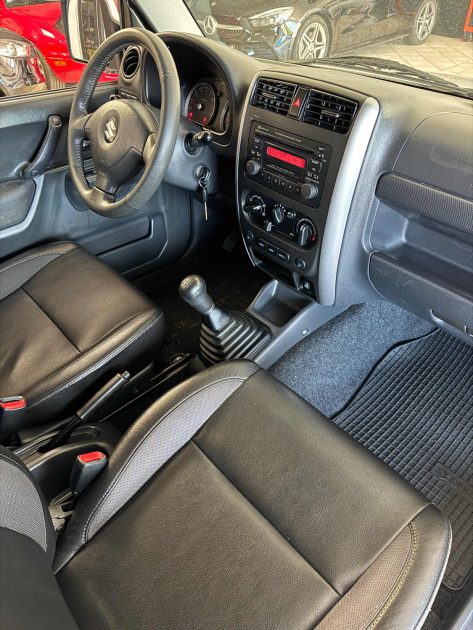 Suzuki Jymny 1.3 VVTI 4WD - 2012 - 35.700KM - Rare & Excellent état - CT ok - Garantie 1an -Attelage