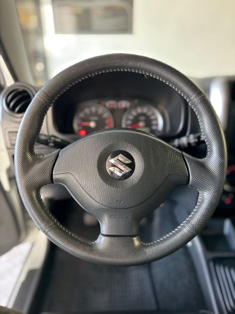 Suzuki Jymny 1.3 VVTI 4WD - 2012 - 35.700KM - Rare & Excellent état - CT ok - Garantie 1an -Attelage