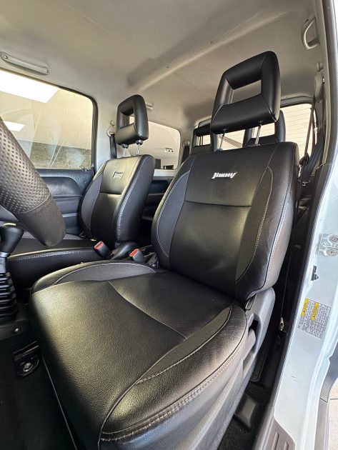 Suzuki Jymny 1.3 VVTI 4WD - 2012 - 35.700KM - Rare & Excellent état - CT ok - Garantie 1an -Attelage