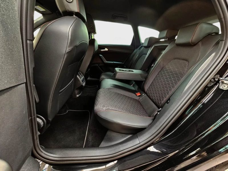 SEAT LEON FR EXCLUSIVE 1.5eTSI 150CV DSG7 2024