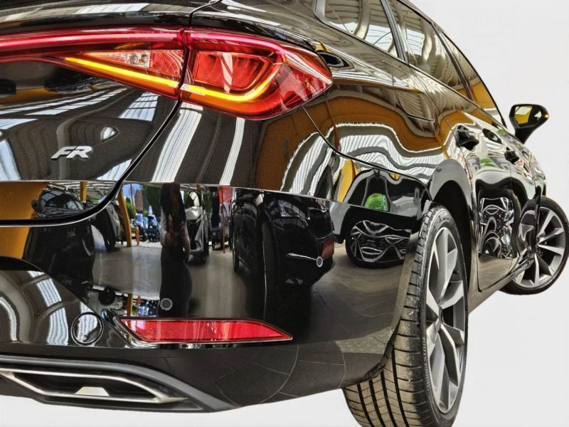 SEAT LEON FR EXCLUSIVE 1.5eTSI 150CV DSG7 2024