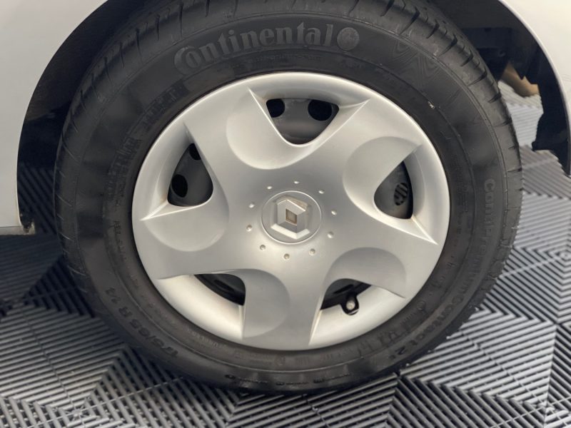 RENAULT TWINGO SEULEMENT 30000KMS 1.2 LEV 16v 75ch RIP CURL QUICKSHIFT 1ERE MAIN GARANTIE 12 MOIS