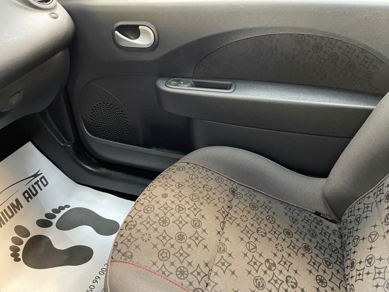 RENAULT TWINGO SEULEMENT 30000KMS 1.2 LEV 16v 75ch RIP CURL QUICKSHIFT 1ERE MAIN GARANTIE 12 MOIS