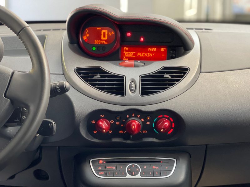 RENAULT TWINGO SEULEMENT 30000KMS 1.2 LEV 16v 75ch RIP CURL QUICKSHIFT 1ERE MAIN GARANTIE 12 MOIS