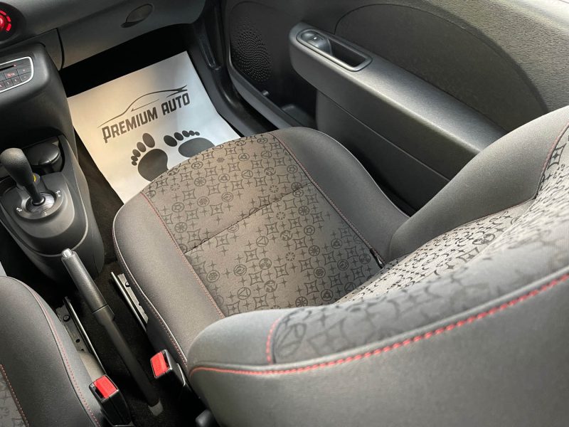 RENAULT TWINGO SEULEMENT 30000KMS 1.2 LEV 16v 75ch RIP CURL QUICKSHIFT 1ERE MAIN GARANTIE 12 MOIS