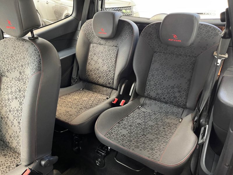 RENAULT TWINGO SEULEMENT 30000KMS 1.2 LEV 16v 75ch RIP CURL QUICKSHIFT 1ERE MAIN GARANTIE 12 MOIS