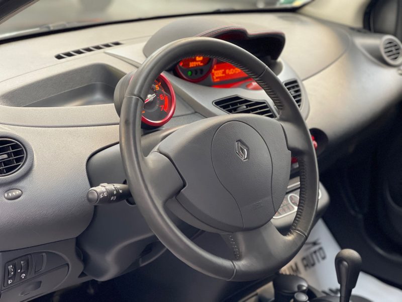 RENAULT TWINGO SEULEMENT 30000KMS 1.2 LEV 16v 75ch RIP CURL QUICKSHIFT 1ERE MAIN GARANTIE 12 MOIS