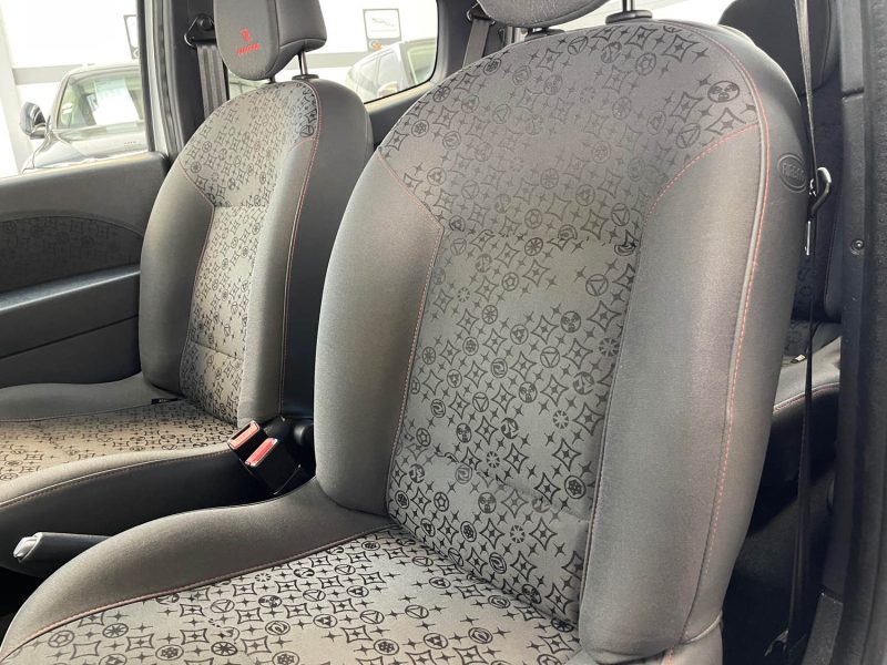 RENAULT TWINGO SEULEMENT 30000KMS 1.2 LEV 16v 75ch RIP CURL QUICKSHIFT 1ERE MAIN GARANTIE 12 MOIS