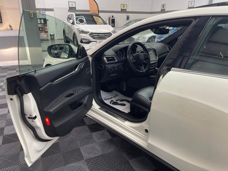 MASERATI GHIBLI III GARANTIE 12 MOIS 3.0 V6 DIESEL 275ch FULL, HISTORIQUE COMPLET, ORIGINE FRANCE