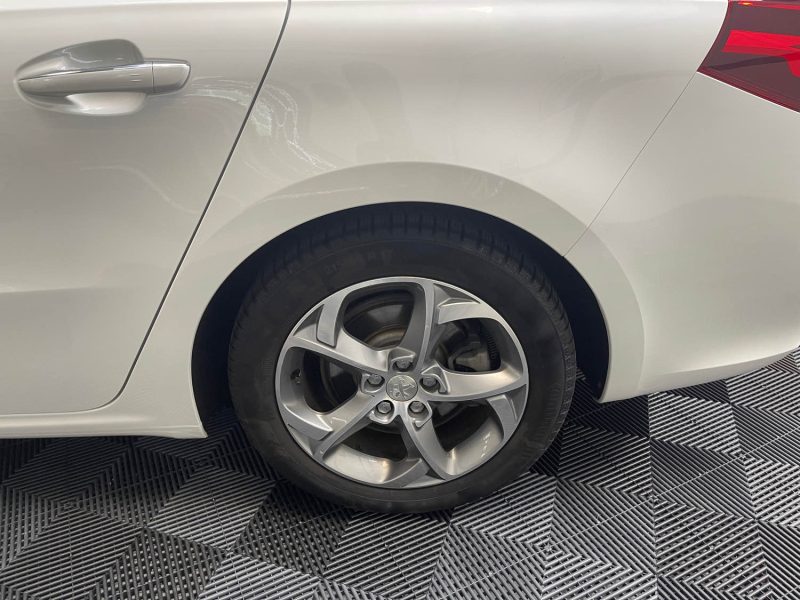 PEUGEOT 508 66000 KMS 2.0 HDI 163ch FELINE 4WD HYBRID4 +ELECTRIC 37ch 1ERE MAIN GARANTIE 12 MOIS