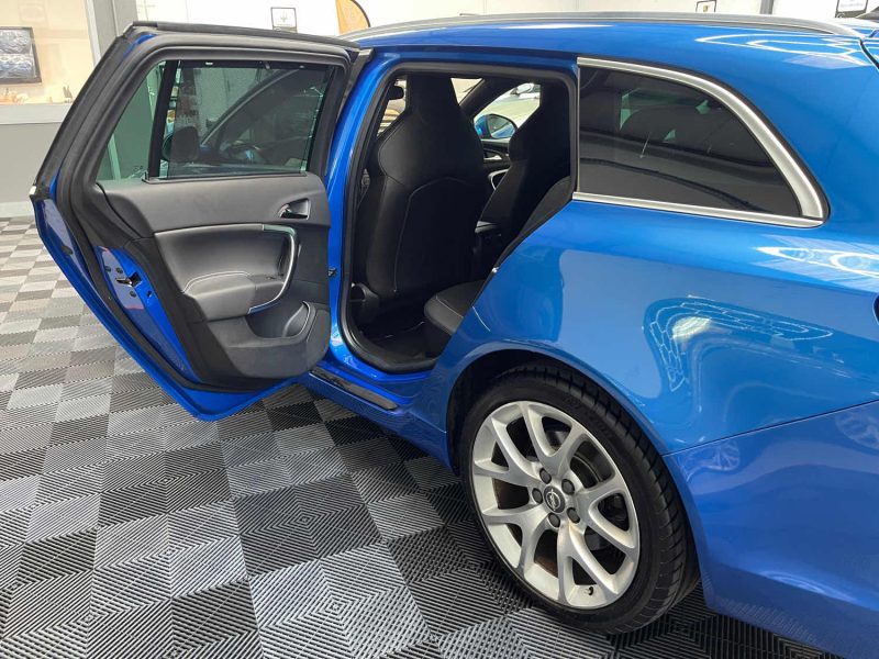 OPEL INSIGNIA SPORTS TOURER 2.8 V6 TURBO OPC 4X4 325ch GARANTIE 12 MOIS 2EME MAIN HISTORIQUE COMPLET