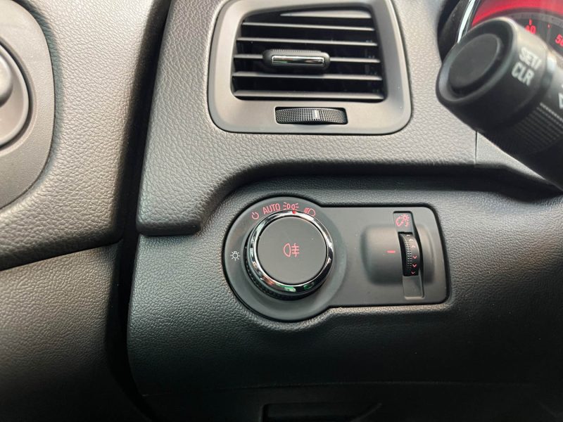 OPEL INSIGNIA SPORTS TOURER 2.8 V6 TURBO OPC 4X4 325ch GARANTIE 12 MOIS 2EME MAIN HISTORIQUE COMPLET