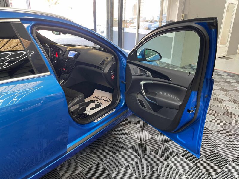 OPEL INSIGNIA SPORTS TOURER 2.8 V6 TURBO OPC 4X4 325ch GARANTIE 12 MOIS 2EME MAIN HISTORIQUE COMPLET