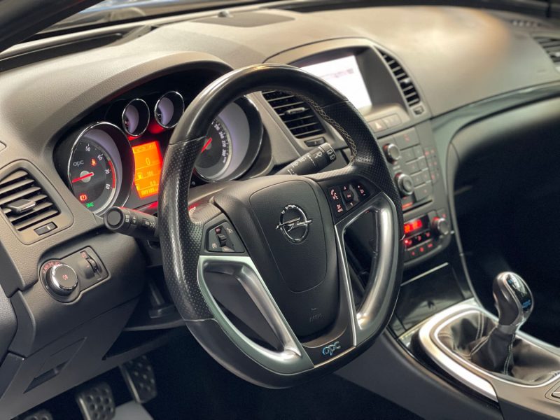 OPEL INSIGNIA SPORTS TOURER 2.8 V6 TURBO OPC 4X4 325ch GARANTIE 12 MOIS 2EME MAIN HISTORIQUE COMPLET