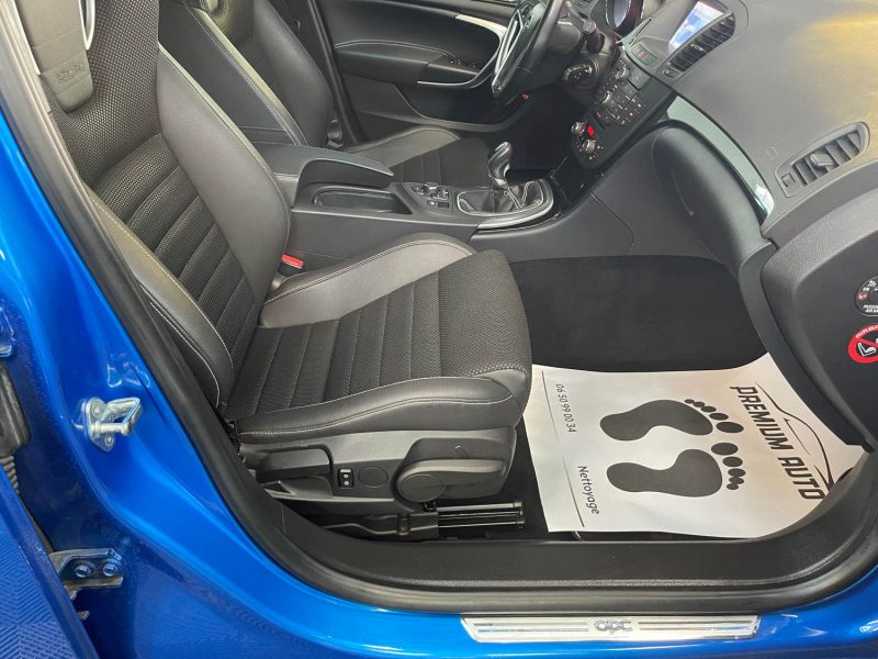 OPEL INSIGNIA SPORTS TOURER 2.8 V6 TURBO OPC 4X4 325ch GARANTIE 12 MOIS 2EME MAIN HISTORIQUE COMPLET