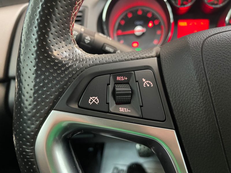 OPEL INSIGNIA SPORTS TOURER 2.8 V6 TURBO OPC 4X4 325ch GARANTIE 12 MOIS 2EME MAIN HISTORIQUE COMPLET