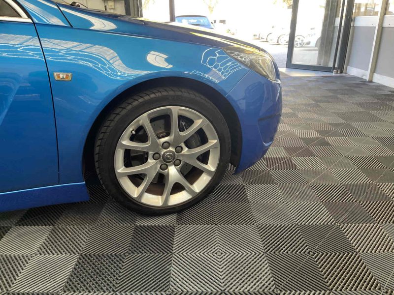 OPEL INSIGNIA SPORTS TOURER 2.8 V6 TURBO OPC 4X4 325ch GARANTIE 12 MOIS 2EME MAIN HISTORIQUE COMPLET