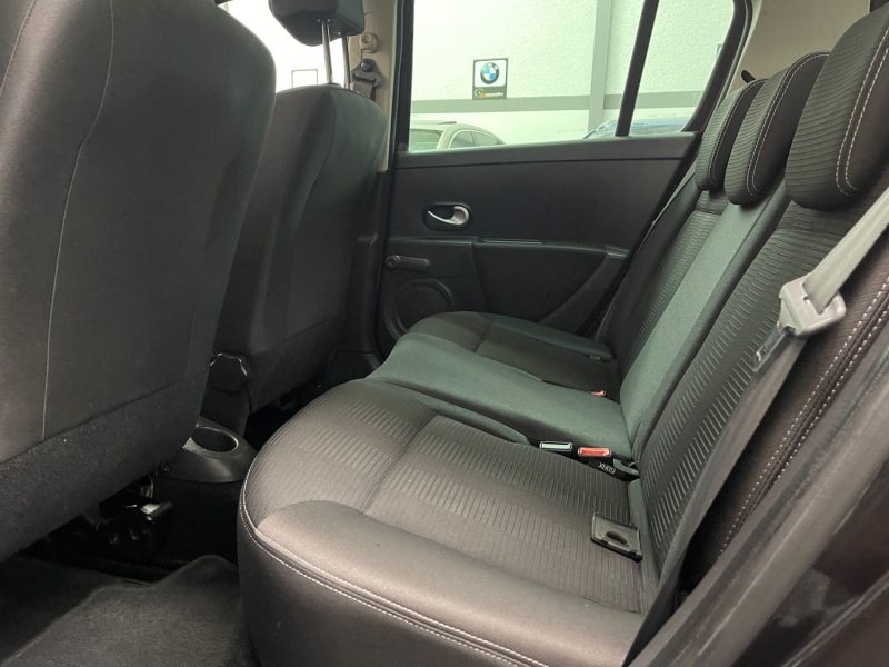 RENAULT CLIO III GARANTIE 12 MOIS 1.2 TCE 100ch EXCEPTION TOMTOM 5P 2EME MAIN, HISTORIQUE LIMPIDE