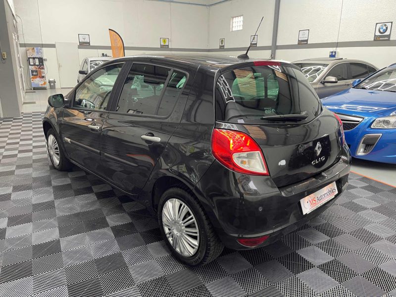 RENAULT CLIO III GARANTIE 12 MOIS 1.2 TCE 100ch EXCEPTION TOMTOM 5P 2EME MAIN, HISTORIQUE LIMPIDE