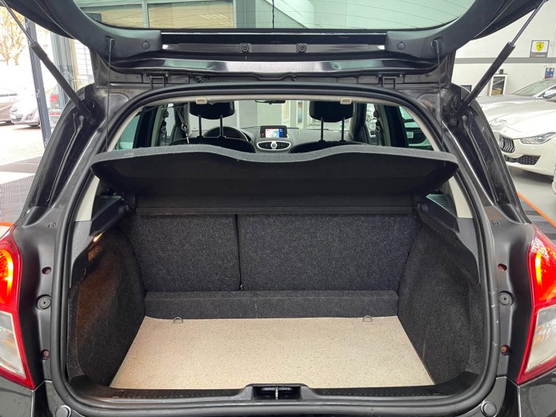 RENAULT CLIO III GARANTIE 12 MOIS 1.2 TCE 100ch EXCEPTION TOMTOM 5P 2EME MAIN, HISTORIQUE LIMPIDE