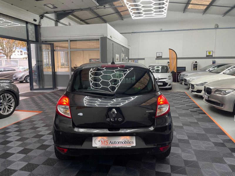 RENAULT CLIO III GARANTIE 12 MOIS 1.2 TCE 100ch EXCEPTION TOMTOM 5P 2EME MAIN, HISTORIQUE LIMPIDE