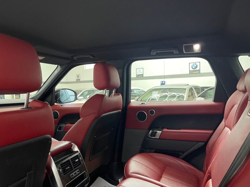LAND ROVER RANGE ROVER SPORT II TDV6 3.0 HSE 258ch GARANTIE 12 MOIS HISTORIQUE COMPLET SUPER ETAT 