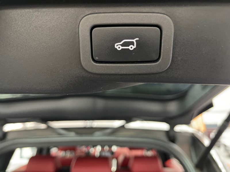 LAND ROVER RANGE ROVER SPORT II TDV6 3.0 HSE 258ch GARANTIE 12 MOIS HISTORIQUE COMPLET SUPER ETAT 